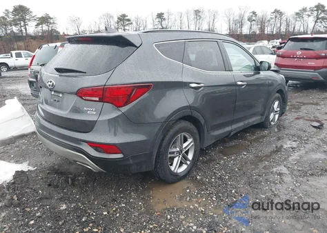 2017 Hyundai Santa Fe Sport 2.4L z USA, uszkodzony, nr VIN 5XYZUDLB8HG497577